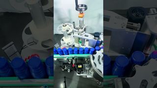 Αυτόματη μηχανή ετικετών#fillingbottlingline #bottlingline #factoryautomation #labelingmachine